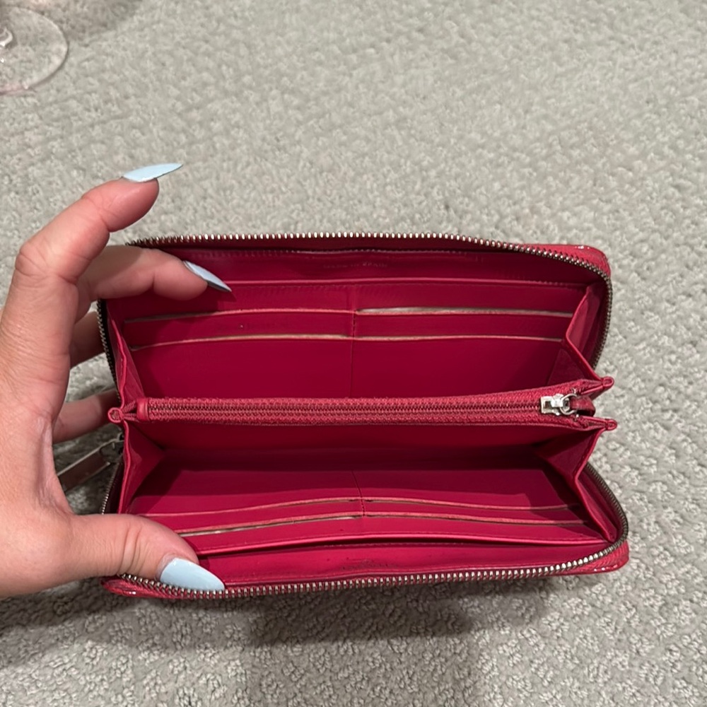 SOLD Chanel Red Quilted Matelasse Wallet - Picture 5 of 6